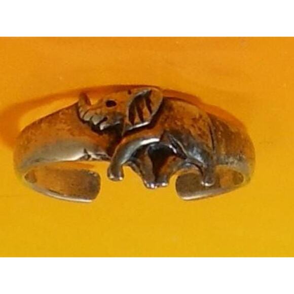 Vintage Sterling Silver Lucky Sexy Fun Elephant Toe Ring Boho Beach Foot Jewelry - Picture 1 of 7